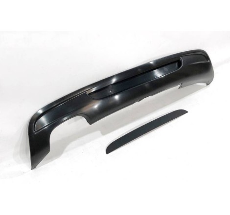PARE-CHOC ARRIÈRE BMW E82 / E88  LOOK M-TECH 07-11