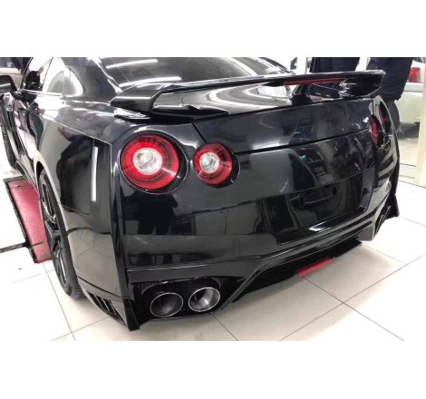 STOßSTANGENSET BODYKIT Nissan Skyline R35 2008-2015 Look 2017 version