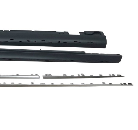 TRITTBRETTER SCHWELLER SEITENBRETTER MERCEDES W213 2016-2019 Look E63