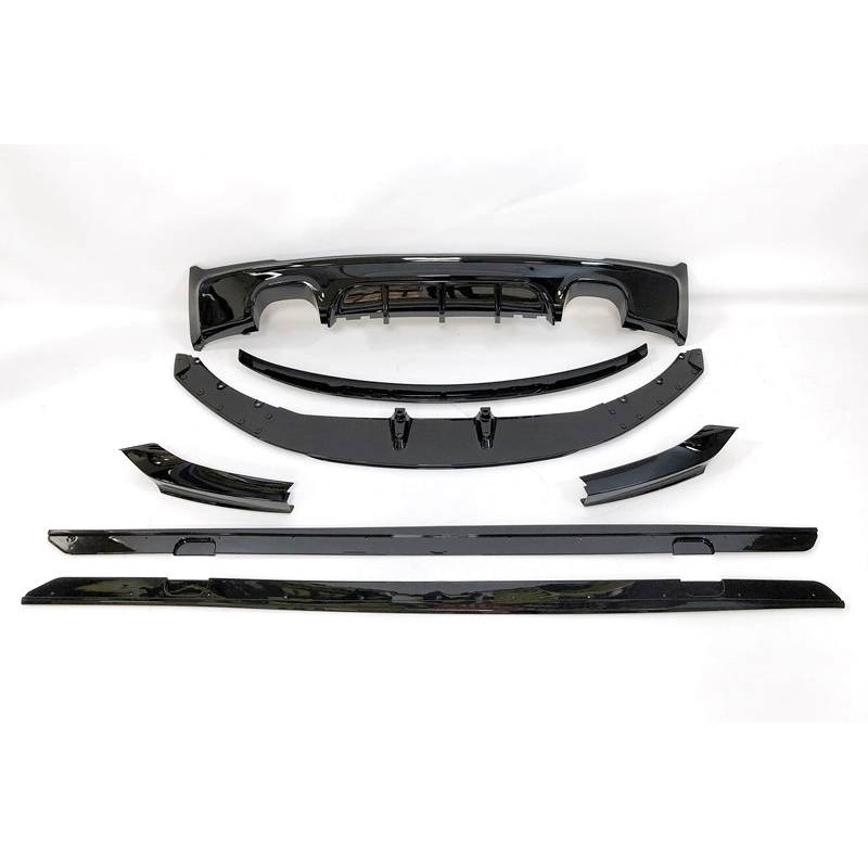 BODYKIT BMW F22 / F23 Performance Glossy Black