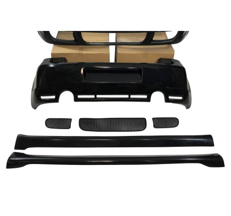 STOßSTANGENSET BODYKIT VOLKSWAGEN Golf 4 Mk4 3/5 doors Look R32