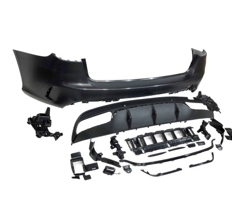 HECKSTOßSTANGE HECKSCHÜRZE Mercedes W205 SW Look C63