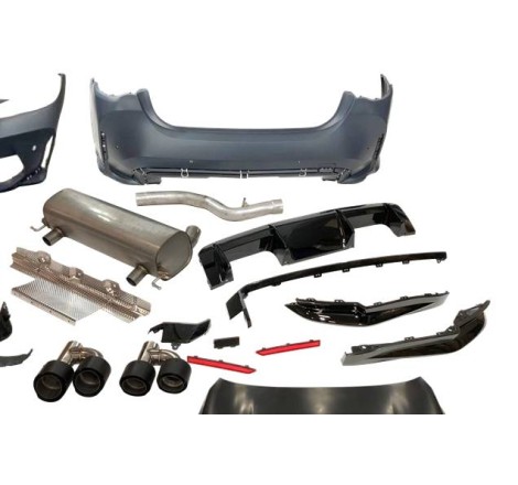 STOßSTANGENSET BODYKIT BMW G22 / G23 Look M4