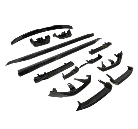 BODYKIT BMW G60 Look Performance Glossy Black