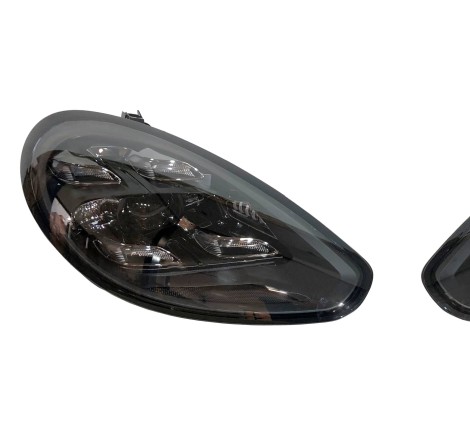 Phare Avant Panamera 970.1 Conversion to 971.2 Turbo S Design