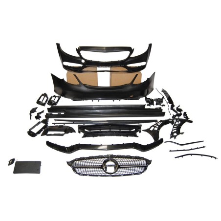 STOßSTANGENSET BODYKIT Mercedes W205 4d 2014-2021 Look C63 2019