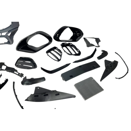 paragolpes delantero mercedes W176 A45 look AMG plastico
