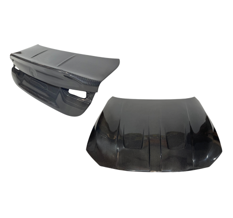 Kit Estetici BMW G22 Look CSL Carbonio