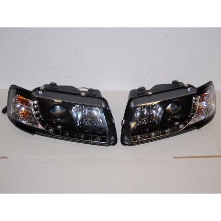 FAROS DELANTEROS LUZ DE DIA AUDI A3 96-02 BLACK