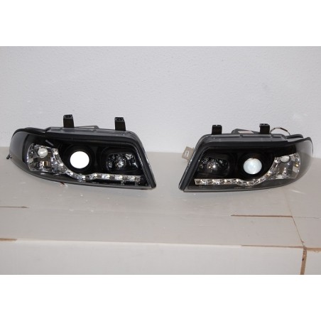 FAROS DELANTEROS LUZ DE DIA AUDI A4 99 BLACK