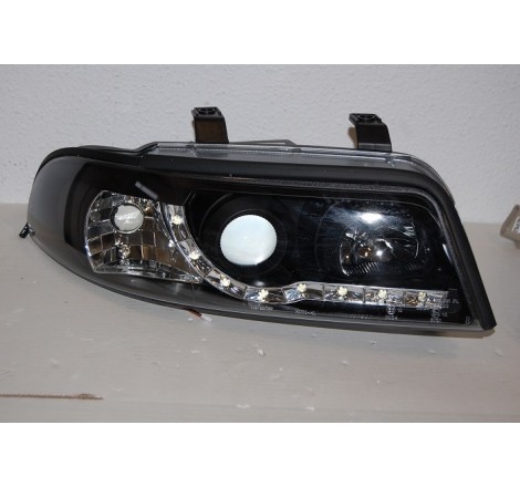 FAROS DELANTEROS LUZ DE DIA AUDI A4 99 BLACK