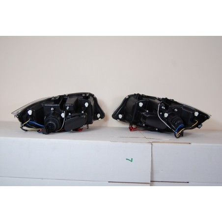 Fari Anteriori BMW E90 / E91 05-08 Nero